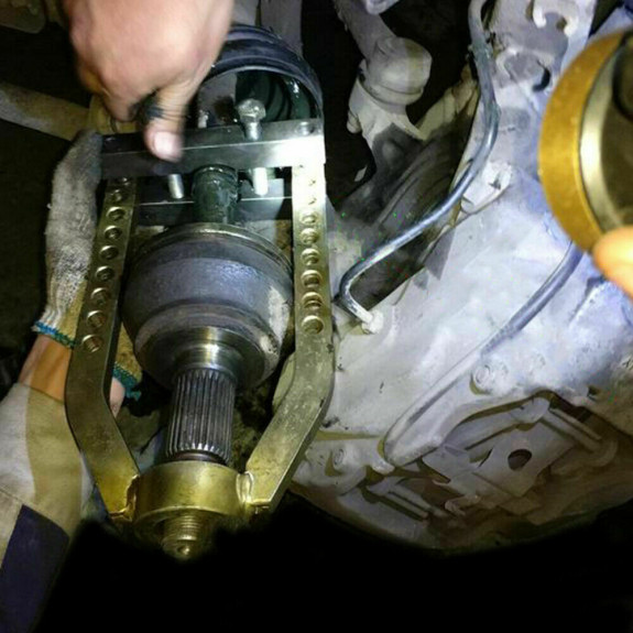 ŚCIĄGACZ PRZEGUBÓW NAPĘDOWYCH PÓŁOSI - FT24510